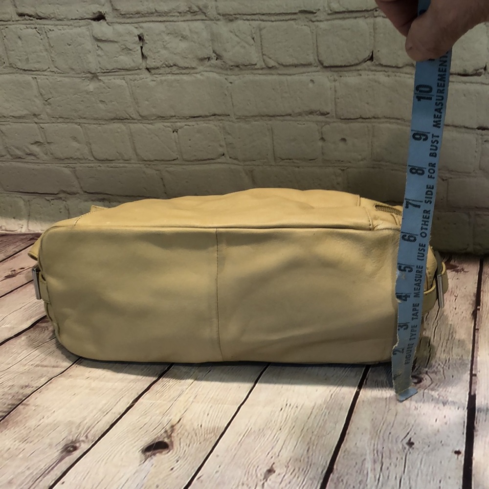 Stone Mountain Leather Shoulder Bag Medium - Picture 5 of 12